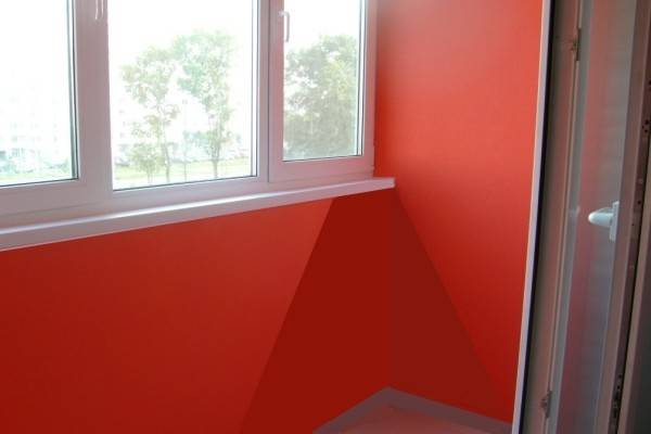 Как покрасить балкон: материалы, цвета, технология - фото