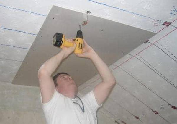 Правильный монтаж гипсокартона на потолок своими руками - фото