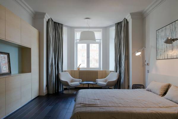 Оригинальная спальня с эркером: 3 идеи дизайна - фото